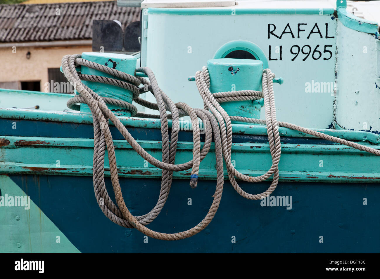 Cantiere Navale nel dock di grandi dimensioni, l'ex Gare d'Eau, Saint-Jean-de-Losne, Dijon, regione Borgogna, dipartimento della Côte d'Or, Francia Foto Stock