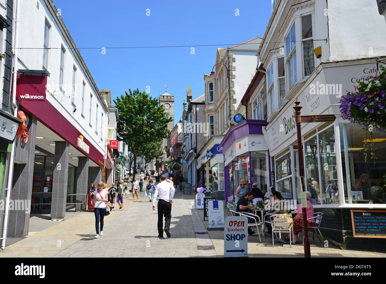 Area pedonale Fore Street, Redruth, Cornwall, England, Regno Unito Foto Stock