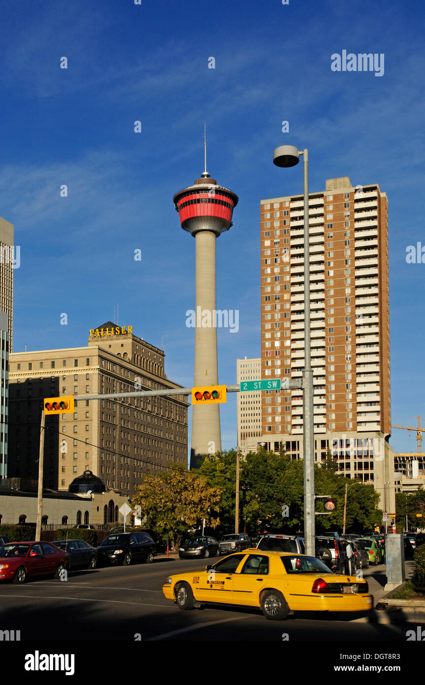 La Calgary Tower, centro di Calgary, Alberta, Canada Foto Stock