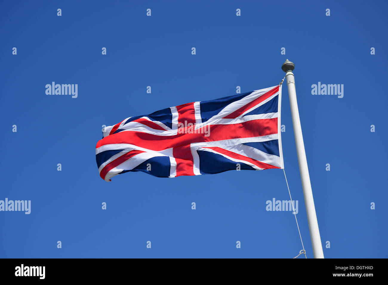 Union Jack flag al Land's End, penisola di Penwith, Cornwall, England, Regno Unito Foto Stock