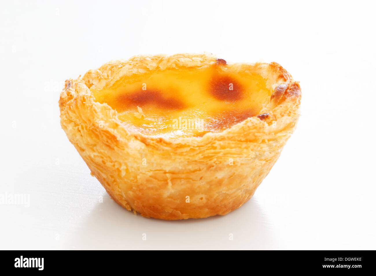 Tipico portoghese torte di crema ("Pastel de Nata' o 'Pastel de Belém'). Foto Stock