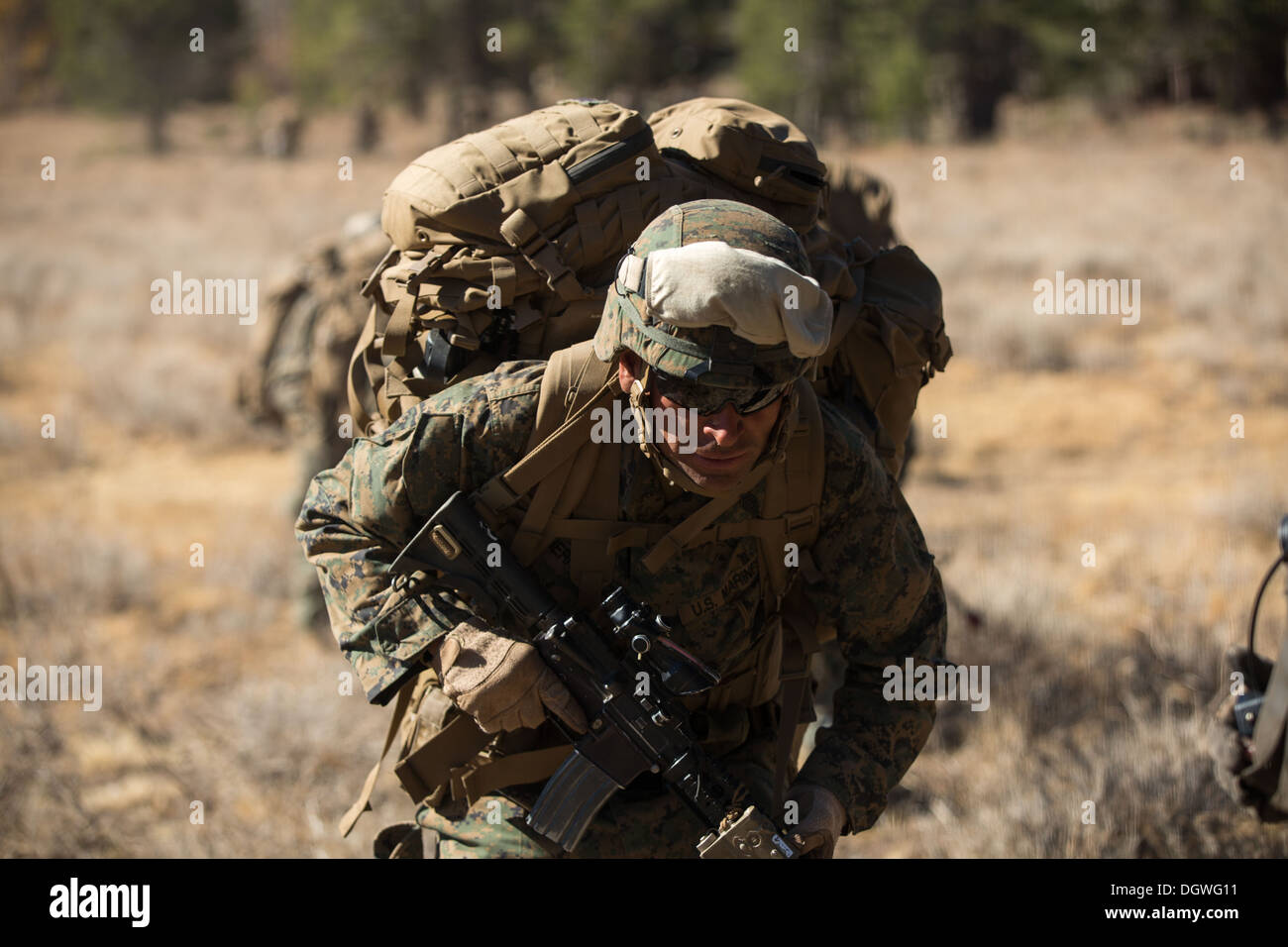 Stati Uniti Marines dal 1° Battaglione, quinto reggimento Marine (1/5), 1° Divisione Marine da Camp Pendleton, California a bordo di un CH-53E Super Foto Stock