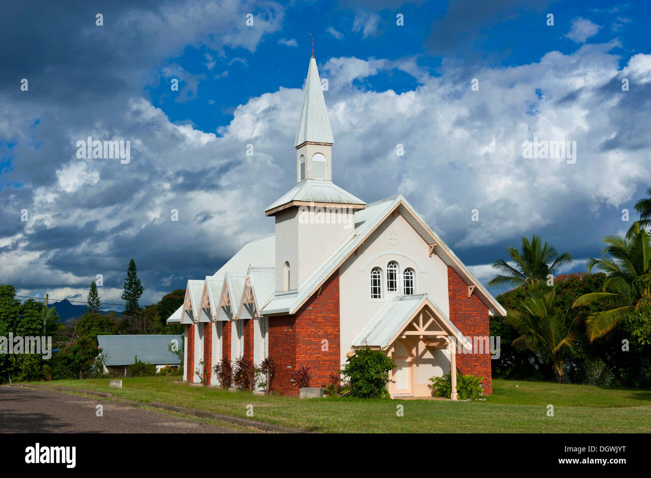 Piccola chiesa, Grande Terre, Nuova Caledonia, Francia Foto Stock