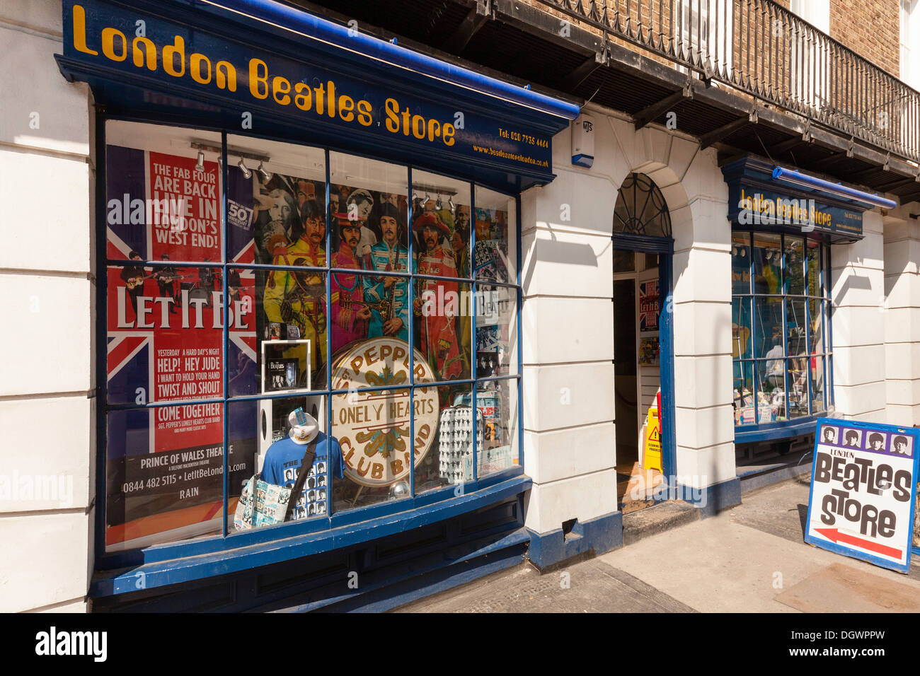 Vetrina, London Beatles Store in Baker Street a Londra, Inghilterra, Regno Unito, Europa Foto Stock