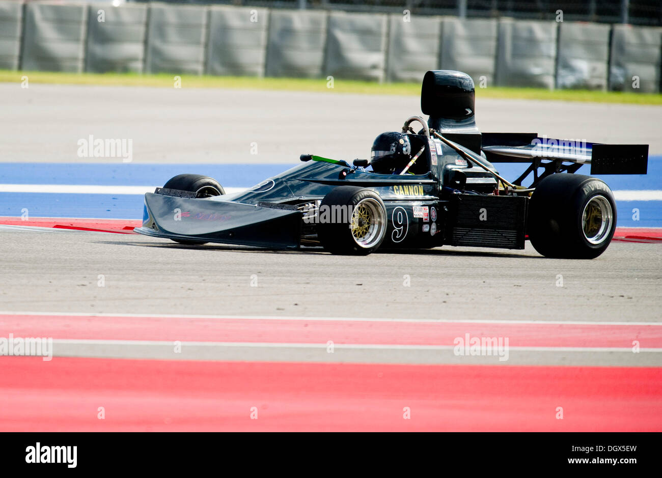 Austin, Texas, Stati Uniti d'America. 26 ott 2013. Ottobre 26, 2013: SVRA gruppo 9 presso l'U.S. Vintage Racing campionato nazionale presso il circuito delle Americhe, Austin, TX. © csm/Alamy Live News Foto Stock