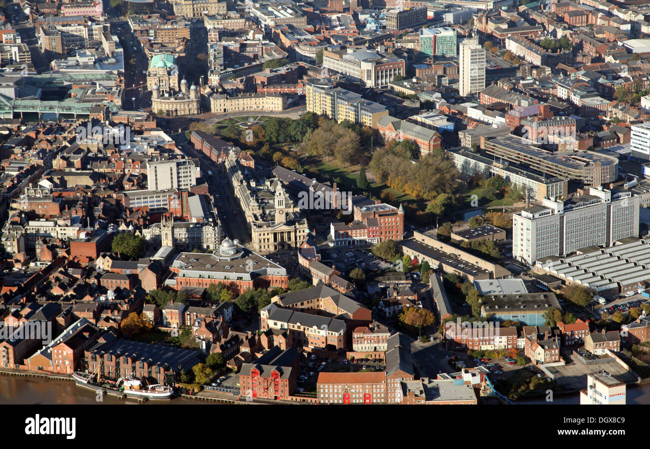 Vista aerea del centro di Hull che mostra la Queen's Gardens Foto Stock