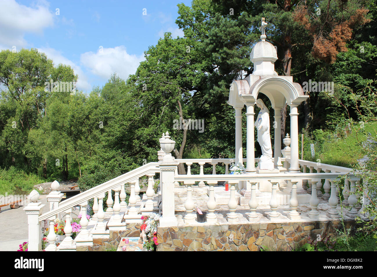 Luoghi religiosi nella chiesa con belle icone e immagini Foto Stock