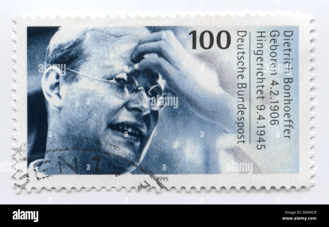 Germania francobollo raffigurante Dietrich Bonhoeffer, un pastore luterano tedesco, teologo e dissidenti anti-Nazi Foto Stock