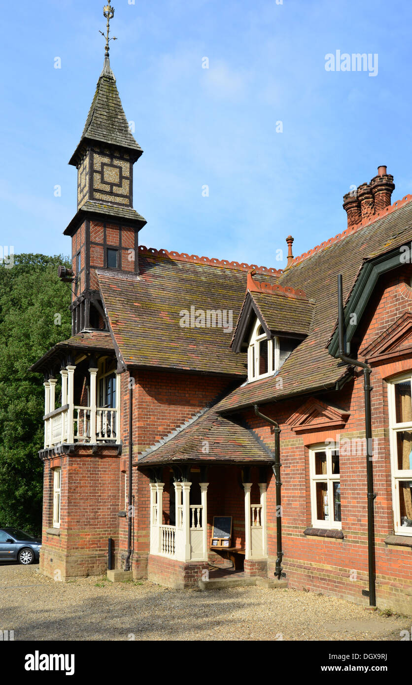 Vecchio villaggio Hall, Holkham, Norfolk, Inghilterra, Regno Unito Foto Stock