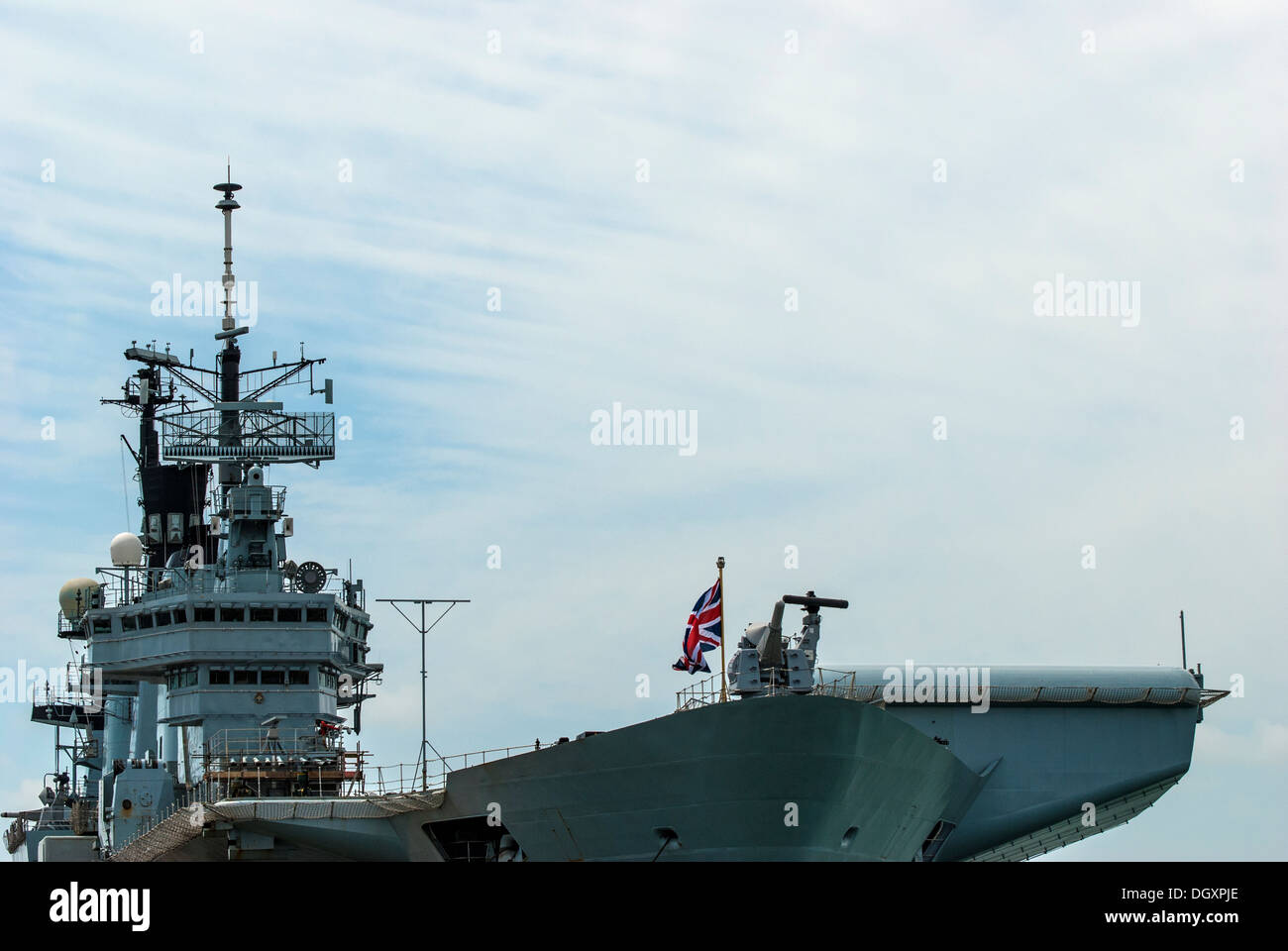 HMS illustre presso la Royal Navy base a Portsmouth Porto, Inghilterra. Foto Stock