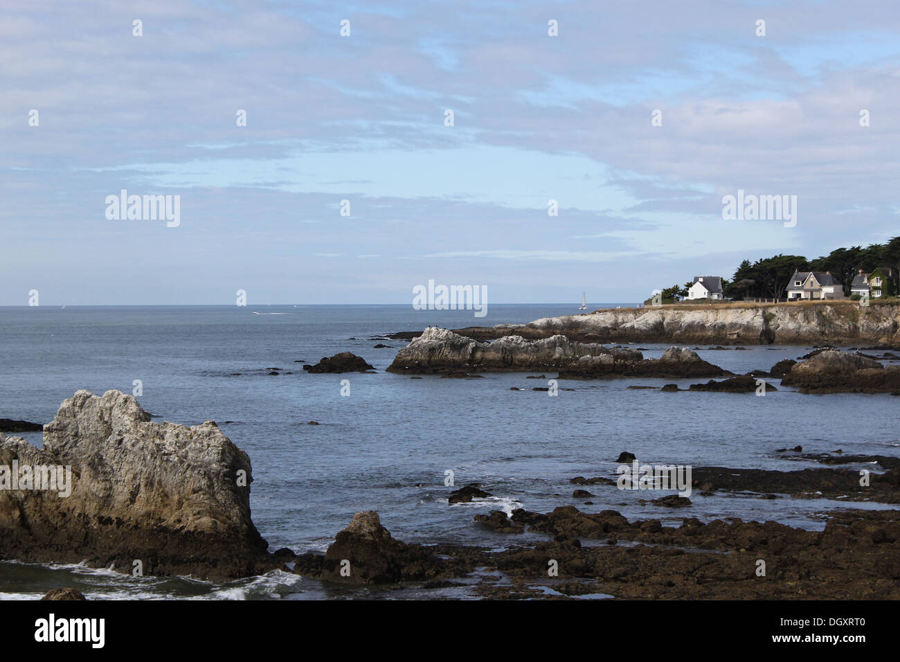 Pouliguen - Cote Sauvage - vue di costa selvaggia con case Foto Stock