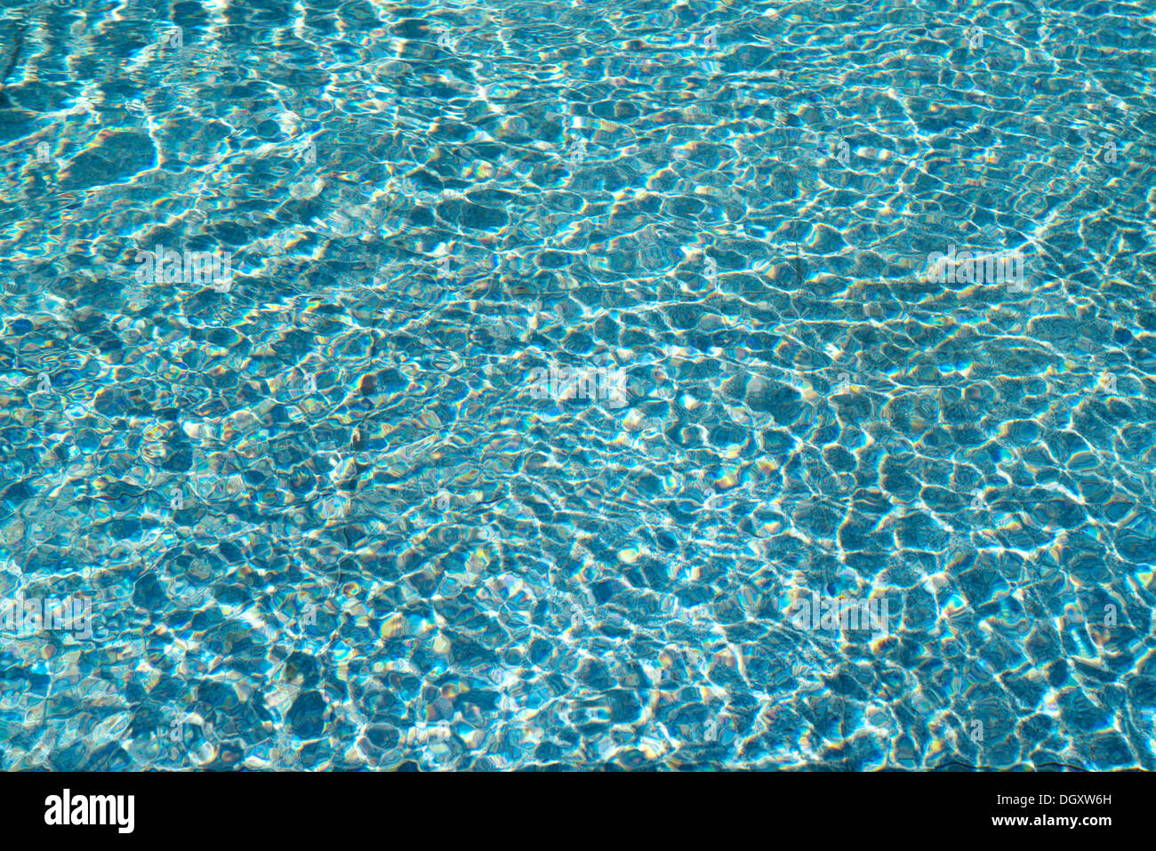 Blu piscina acque torbide come sfondo Foto Stock