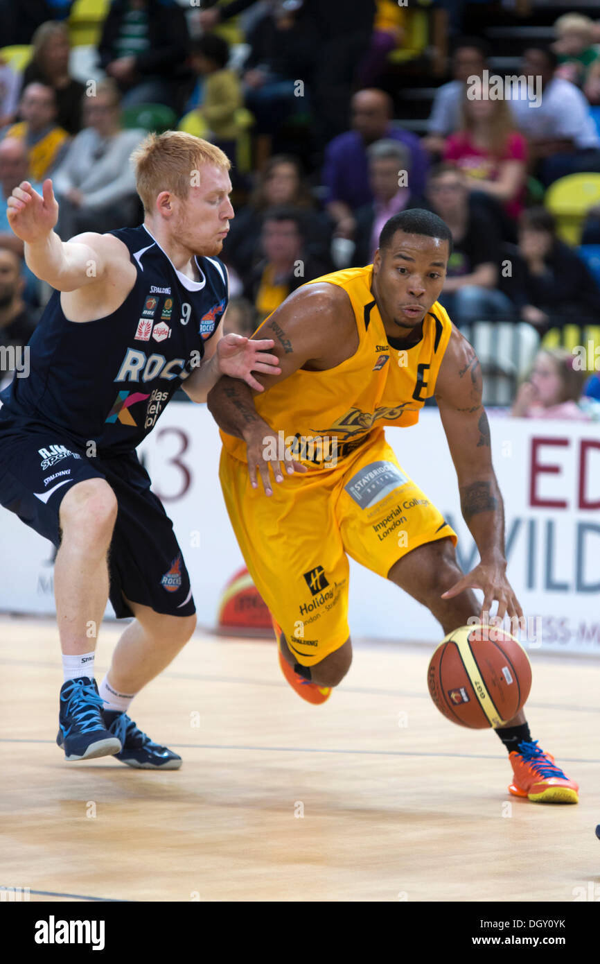 Londra, Regno Unito. 27 ott 2013. BBL: London Lions v Glasgow Rocks, casella di rame a Londra, Inghilterra. Credito: Simon Balson/Alamy Live News Foto Stock