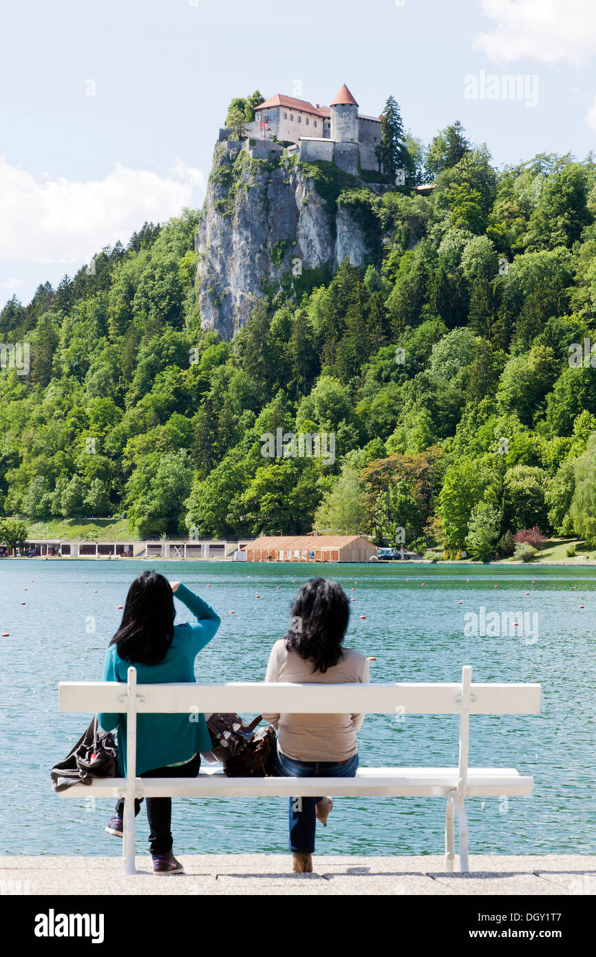 Castello sopra il lago di Bled a Bled, Slovenia, Europa, Bled, Alta Carniola, Slovenia Foto Stock