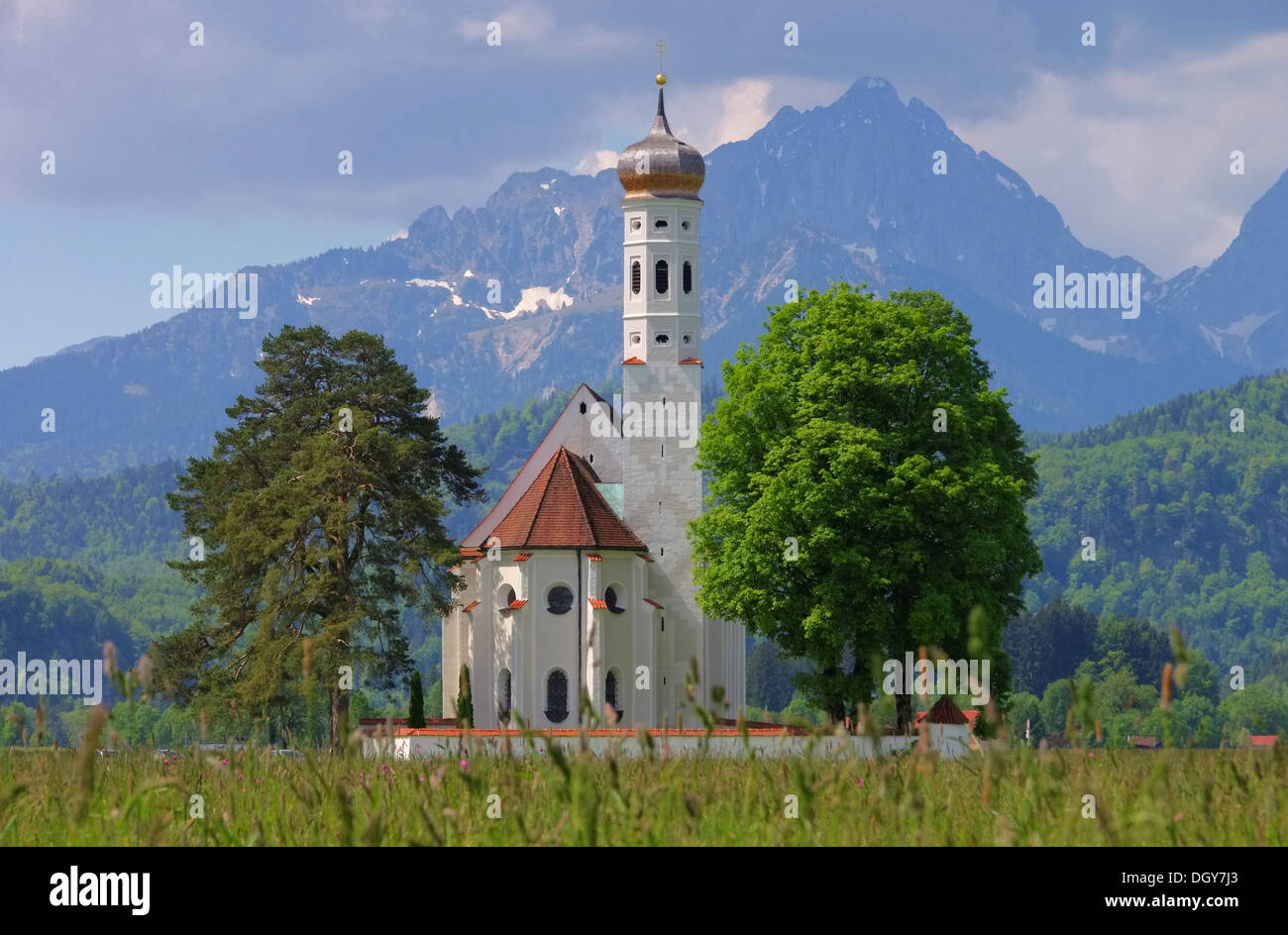 San Coloman mit Wiese - St Colomann e prato 01 Foto Stock