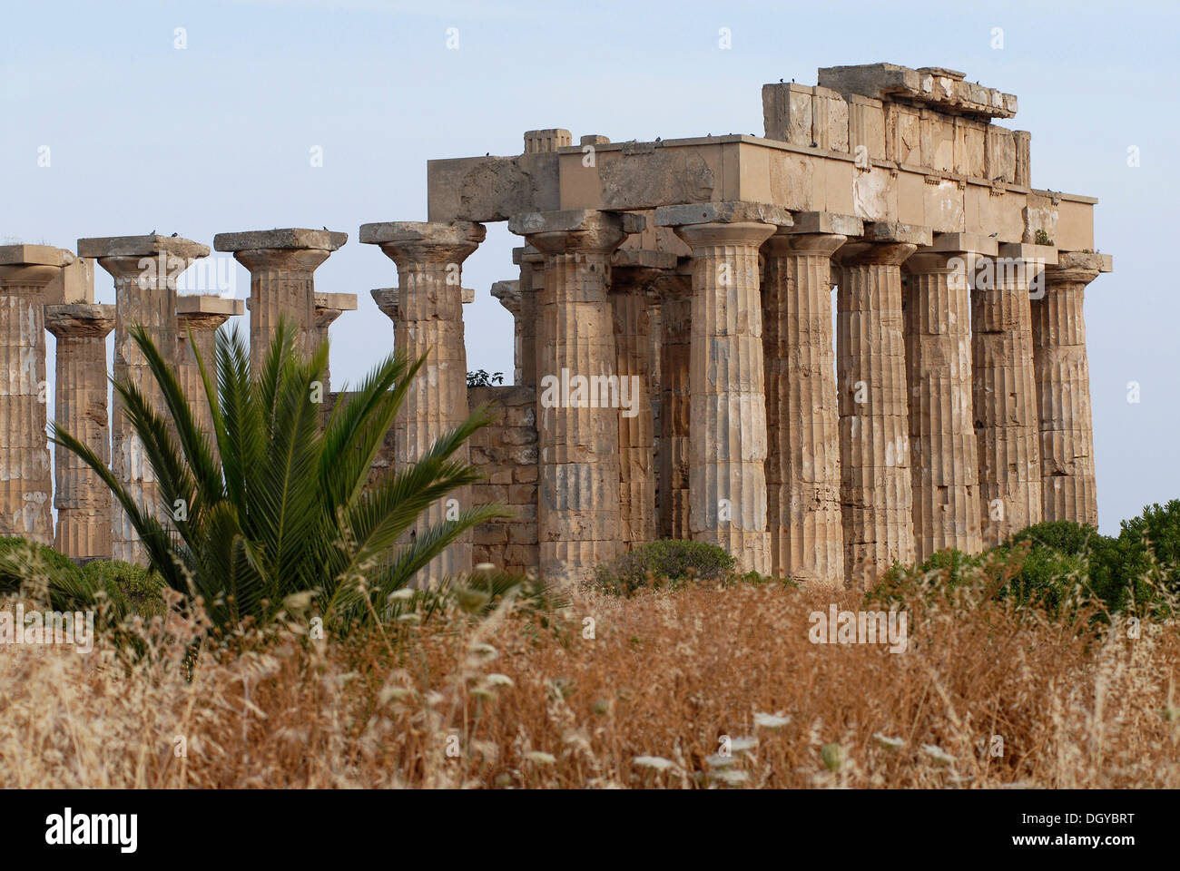 Tempel e o tempio di Hera, Selinunte, Sicilia, Italia, Europa Foto Stock