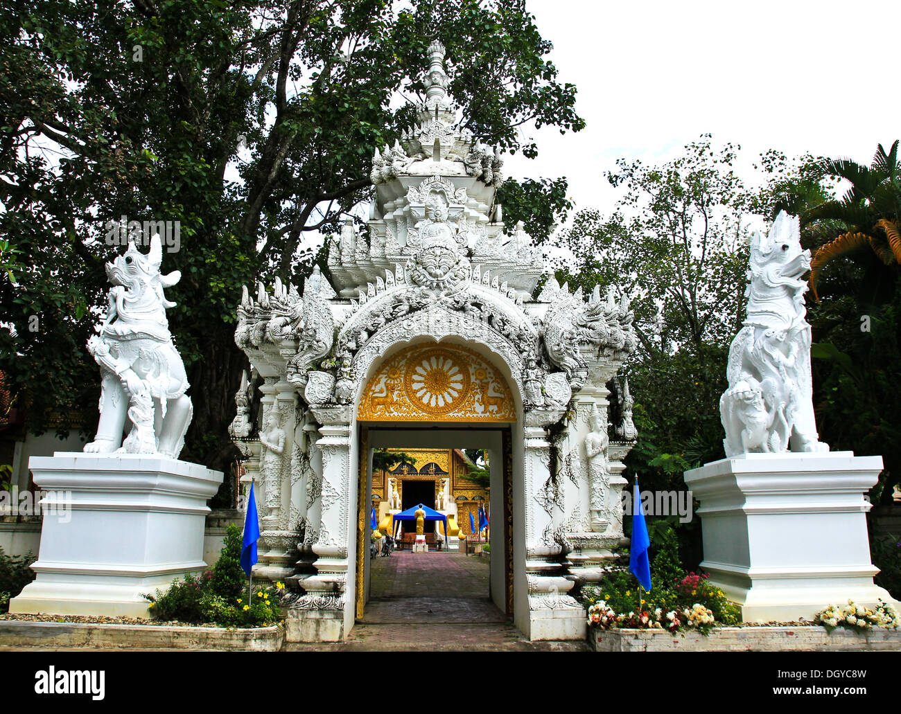 Porta del tempio di Wat Phra Singh,Chiangrai provincia della Thailandia. Foto Stock