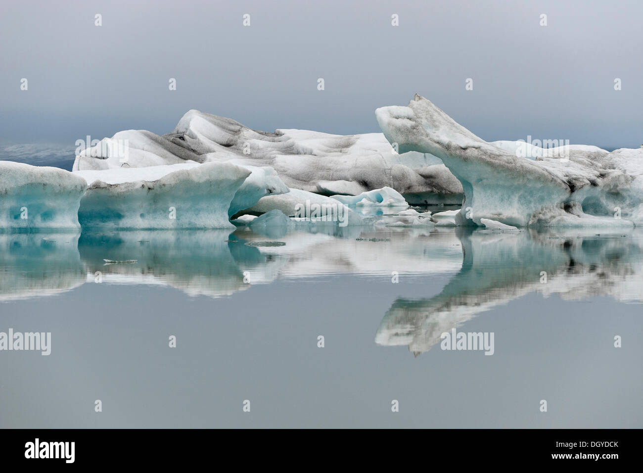 Iceberg, Joekulsárlón laguna glaciale, a sud dell'Islanda, Islanda, Europa Foto Stock