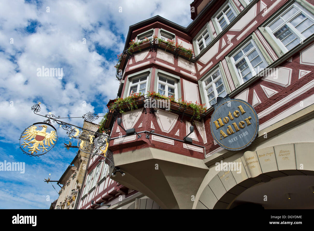 Edificio storico, oggi l'Hotel Adler, quartiere storico di Schwaebisch Hall, Hohenlohe regione, Baden-Wuerttemberg Foto Stock