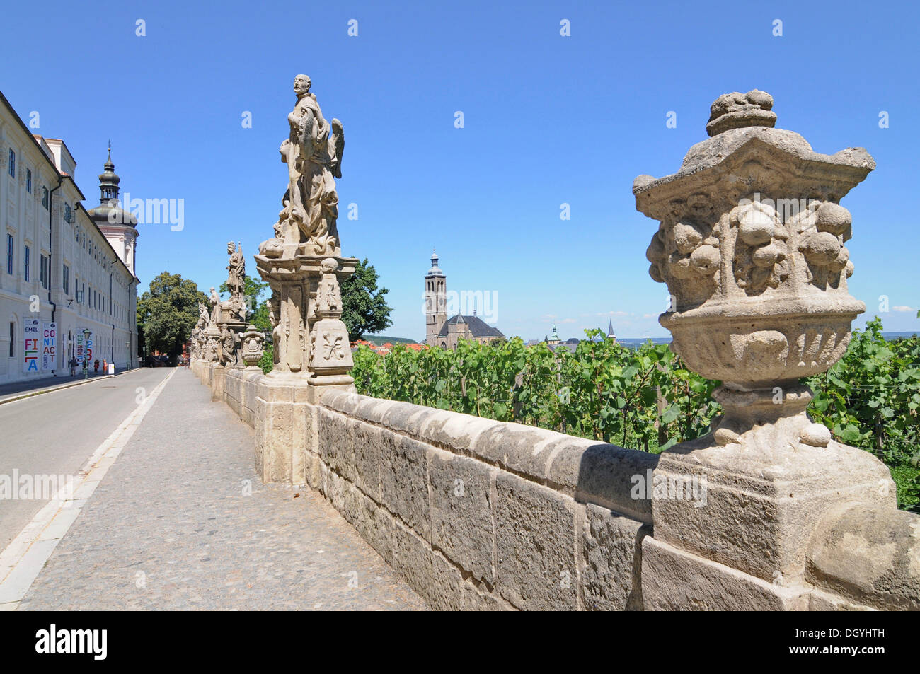 Statua di pietra avenue, barborska, Kutna Hora, Repubblica ceca, europa Foto Stock