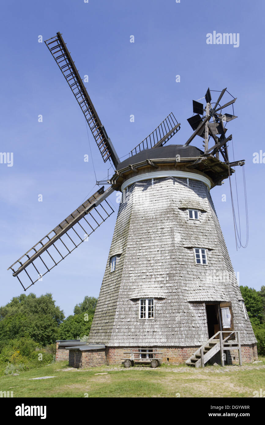 Il vecchio mulino a vento di Benz Foto Stock