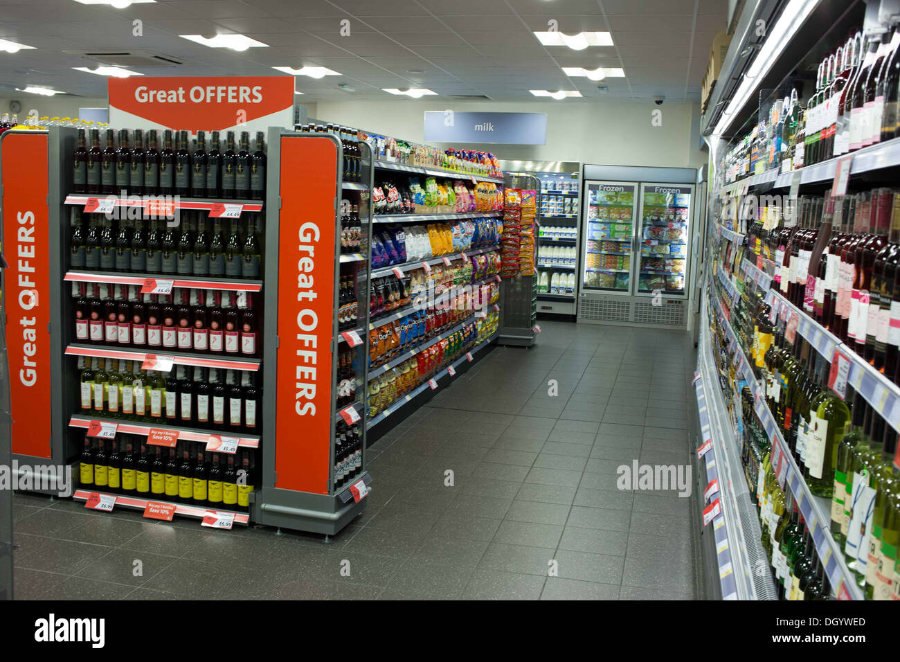 21/10/13 interno di Morrisons M locale a Crumpsall vicino a Manchester. Foto Stock