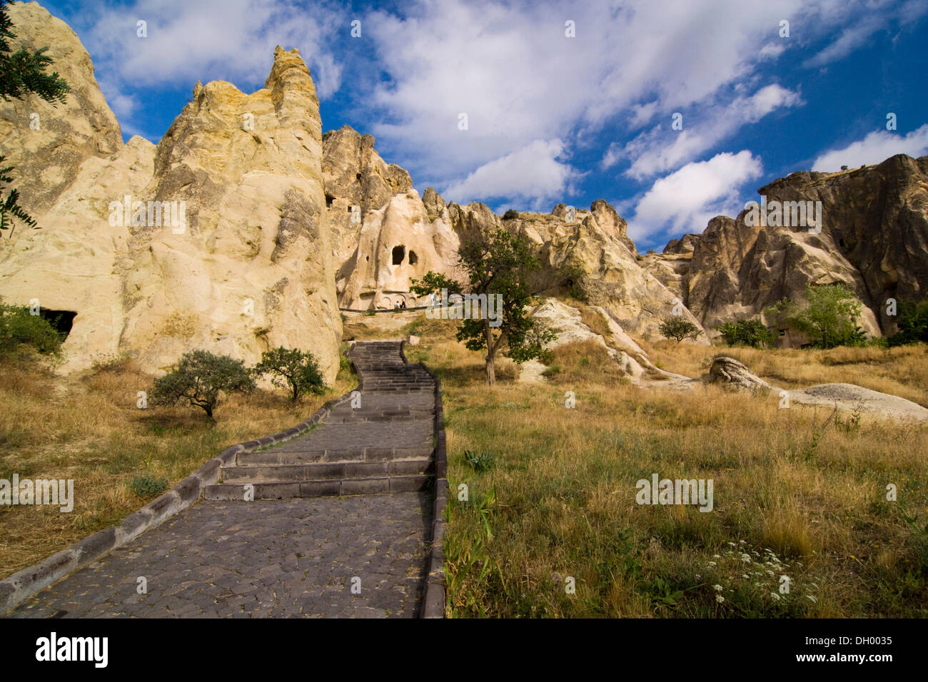 Chiese rupestri nel museo a cielo aperto, sito Patrimonio Mondiale dell'UNESCO, Goreme, Cappadocia, Anatolia centrale, Turchia, Asia Foto Stock