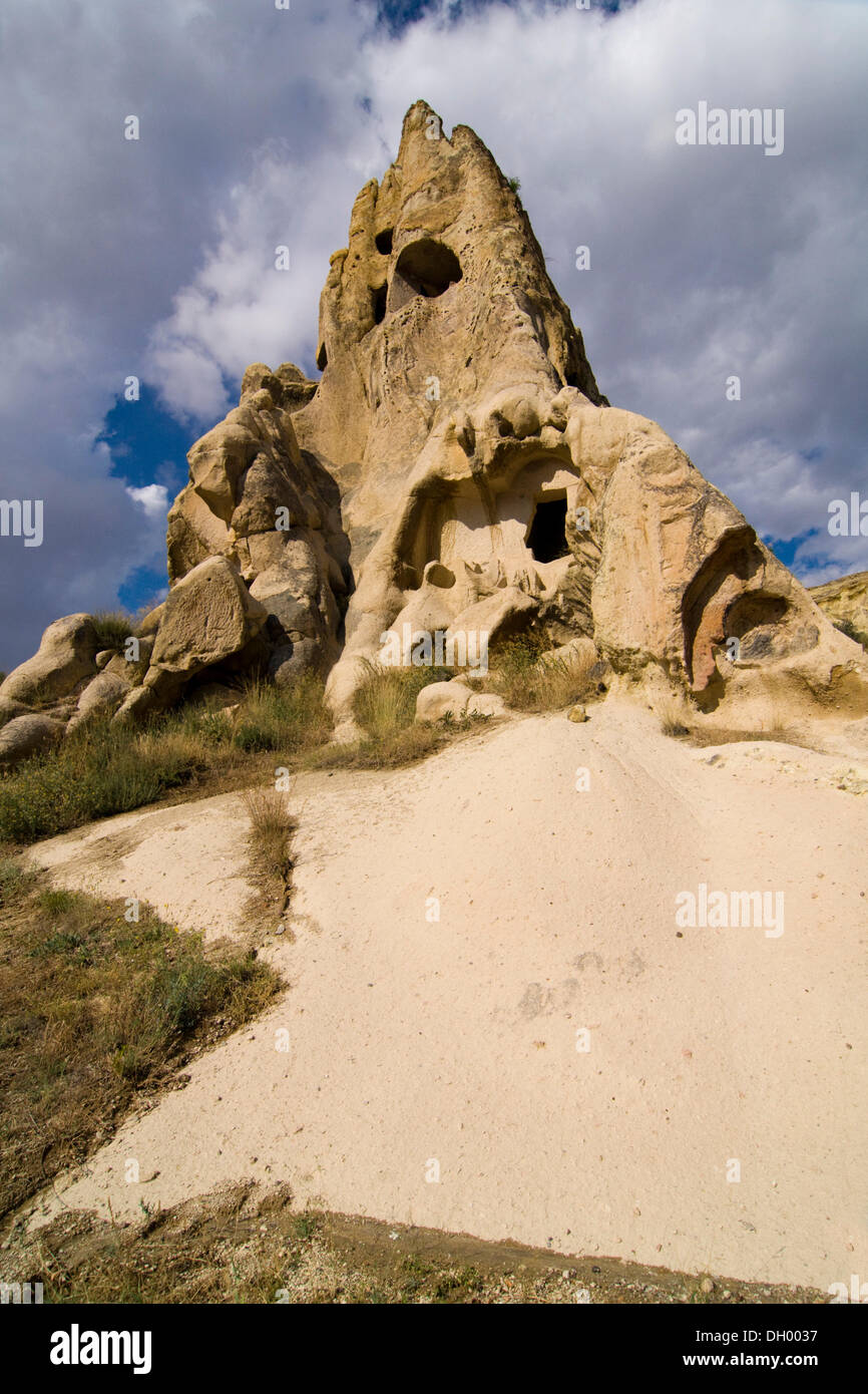 Chiesa rupestre nel museo a cielo aperto, sito Patrimonio Mondiale dell'UNESCO, Goreme, Cappadocia, Anatolia centrale, Turchia, Asia Foto Stock