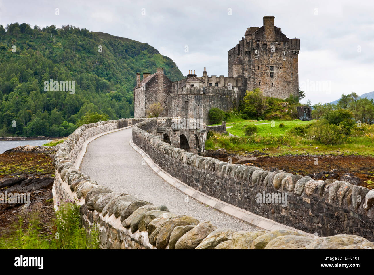Eilean Donan Castle e Loch Alsh, Scotland, Regno Unito Foto Stock