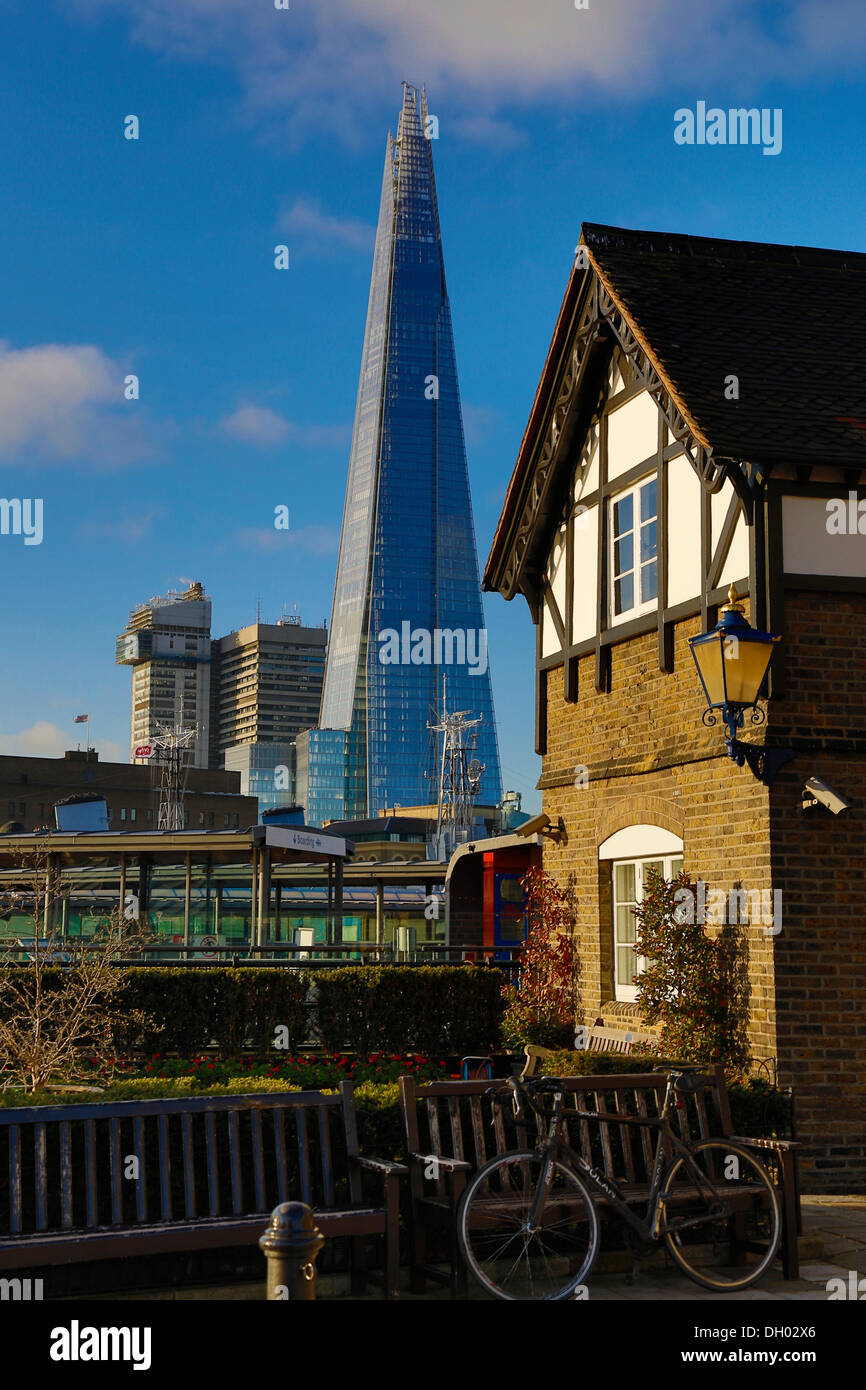 La Shard, in Europa il secondo edificio più alto, 310 metri visto dalla torre Millennium Pier, City of London / Southwark, Londra Foto Stock