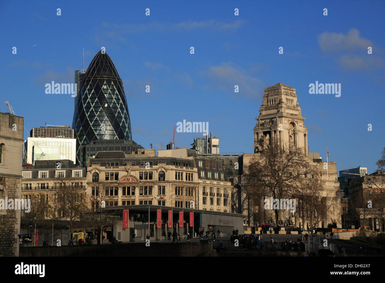 Abbey Business Center, il Gherkin, progettato da Norman Foster, porto di London Authority Building, City of London, Londra Foto Stock
