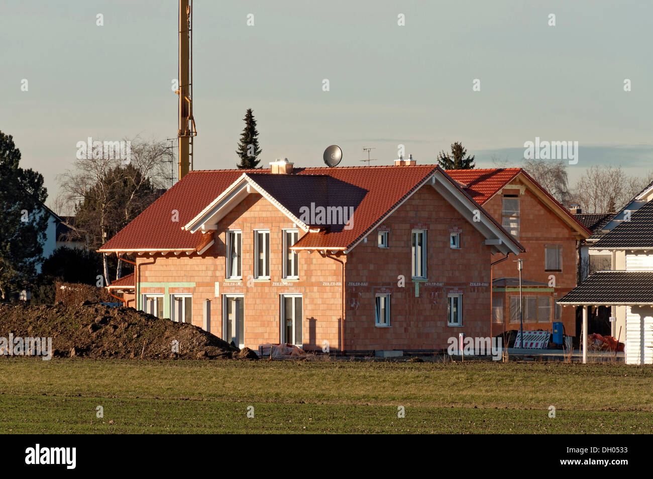 Sito in costruzione, alloggiamento area di sviluppo, case unifamiliari, Anzing, Alta Baviera, Baviera Foto Stock