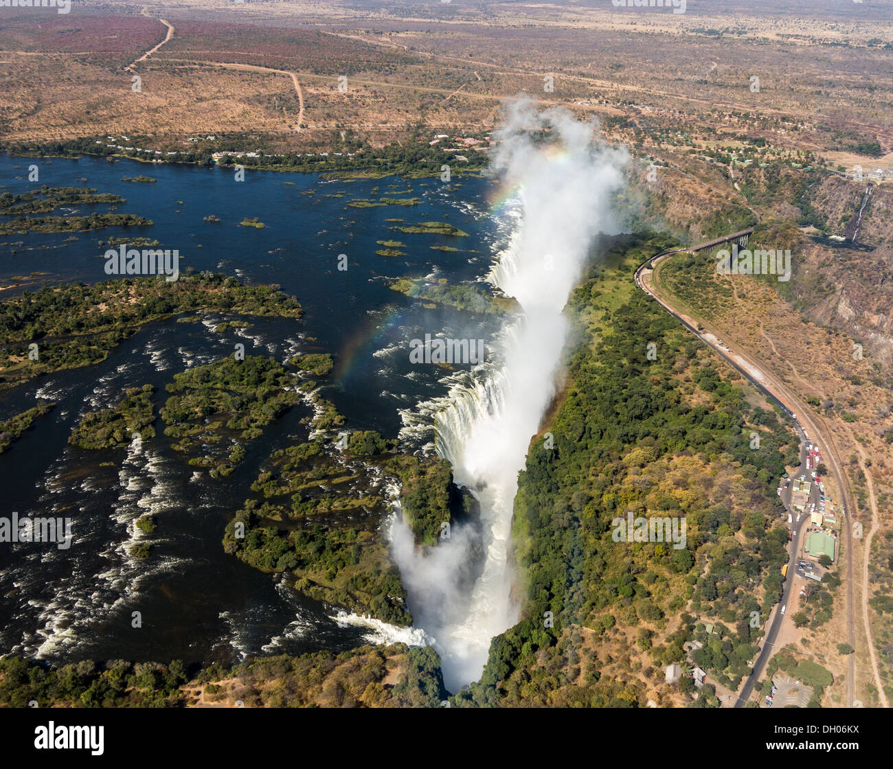 Victoria Falls sul fiume Zambesi, Sud Africa - vista aerea Foto Stock