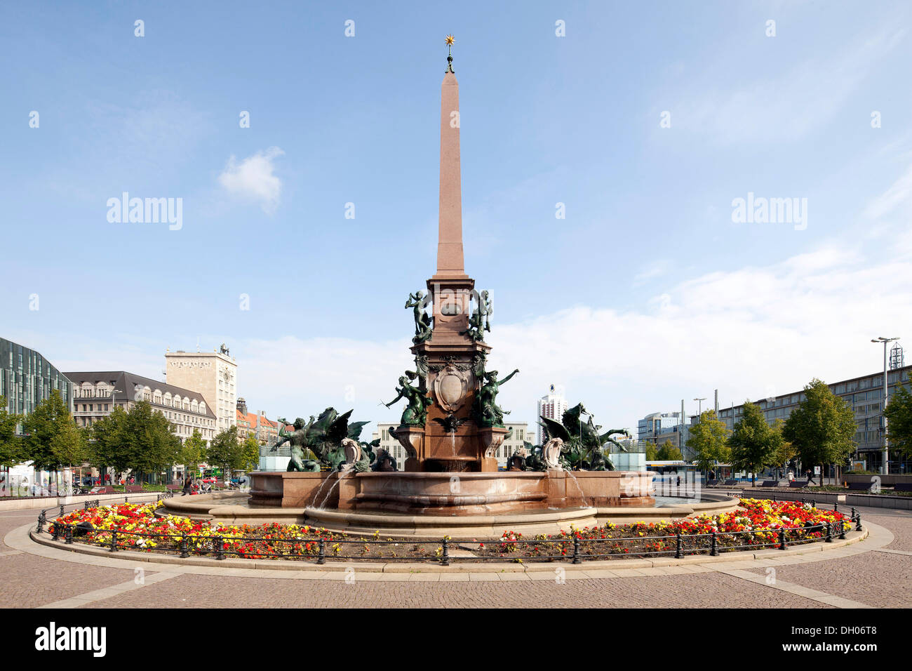 Fontana Mendebrunnen, Augustusplatz square, Lipsia, Sassonia, PublicGround Foto Stock