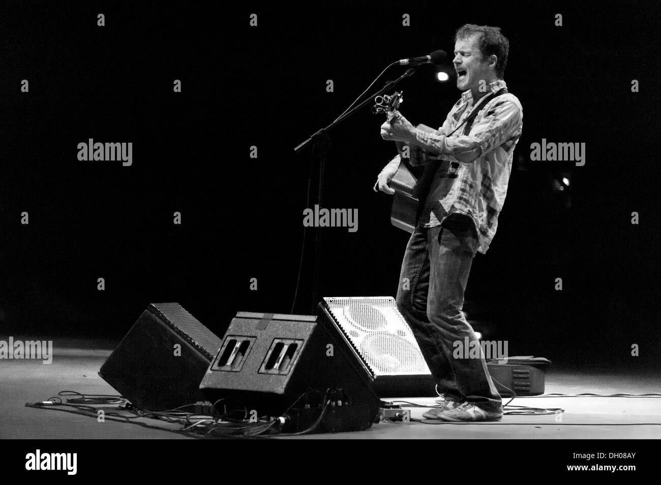 Canzone irlandese-writer Damien Rice esegue presso Auditorium Parco della Musica di Roma (SI) 2012 Foto Stock