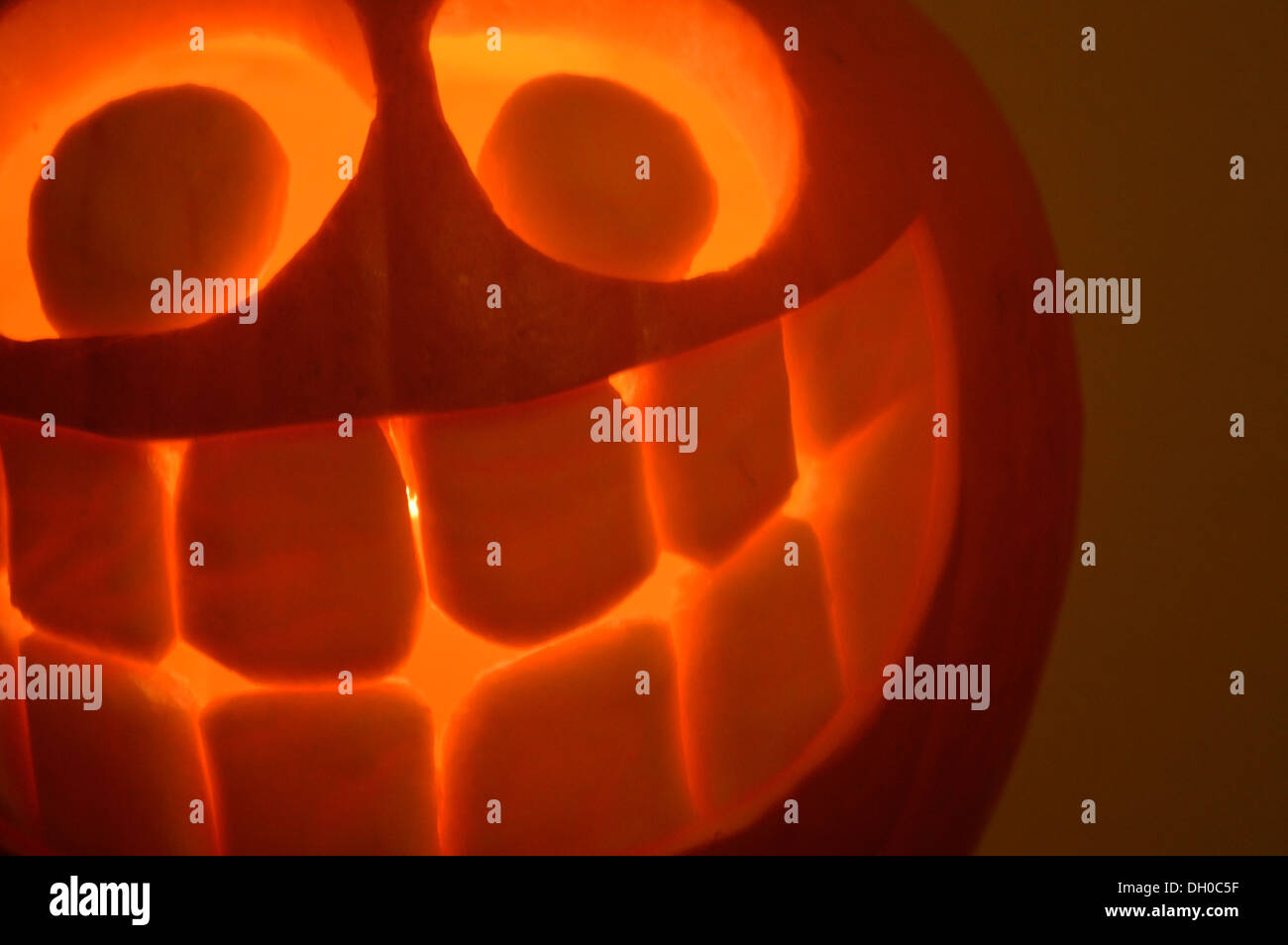 Halloween jack o lantern scolpiti zucca di Halloween spooky scary ghost Foto Stock