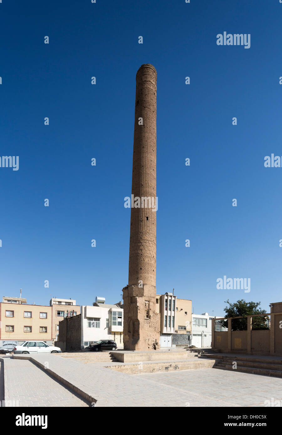 Il minareto di Chihil Dukhtaran, Isfahan, Iran Foto Stock