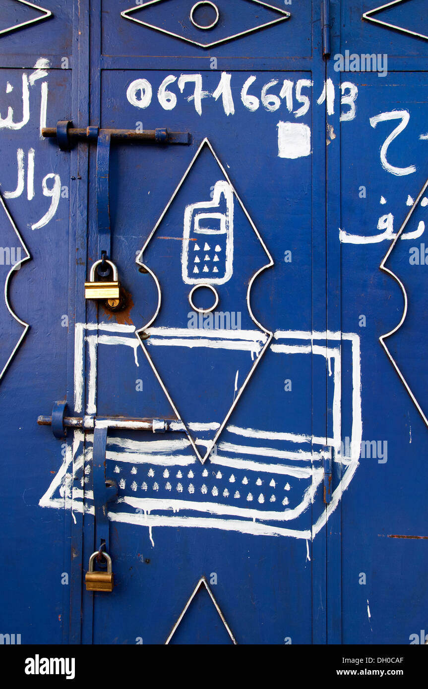 Marrakech marocco medina vecchia città porta bloccare il portellone Foto Stock