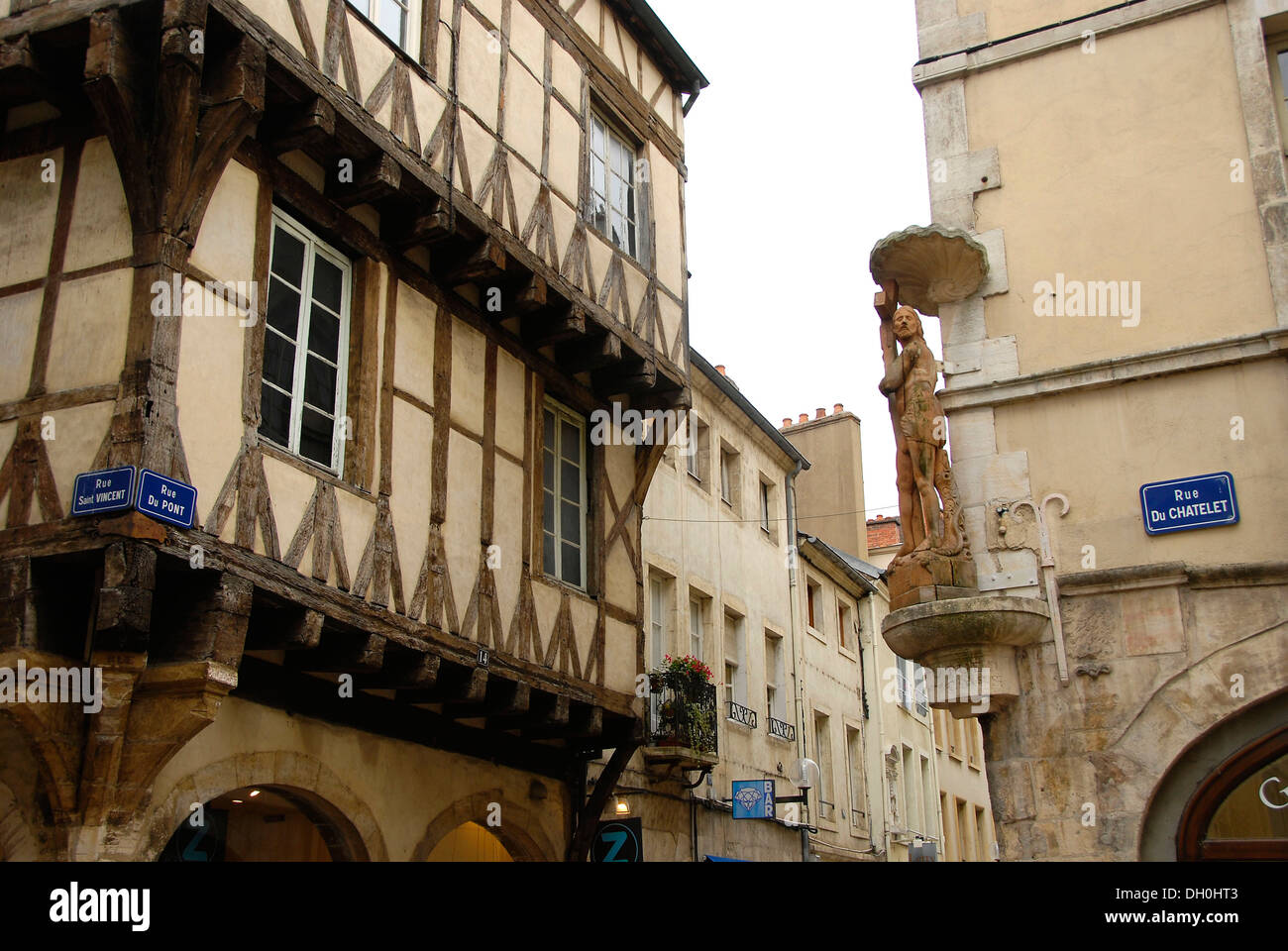 Edifici storici di Châlons-sur-Saone, Borgogna, in Francia, in Europa Foto Stock