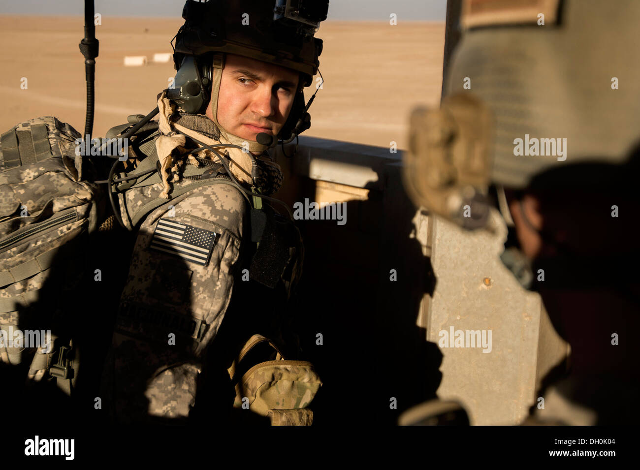 Giunto di attacco terminale Controller coordinate, chiudere il supporto aereo gli attacchi durante un giunto live fire esercizio ott. 23, 2013 a reg Foto Stock