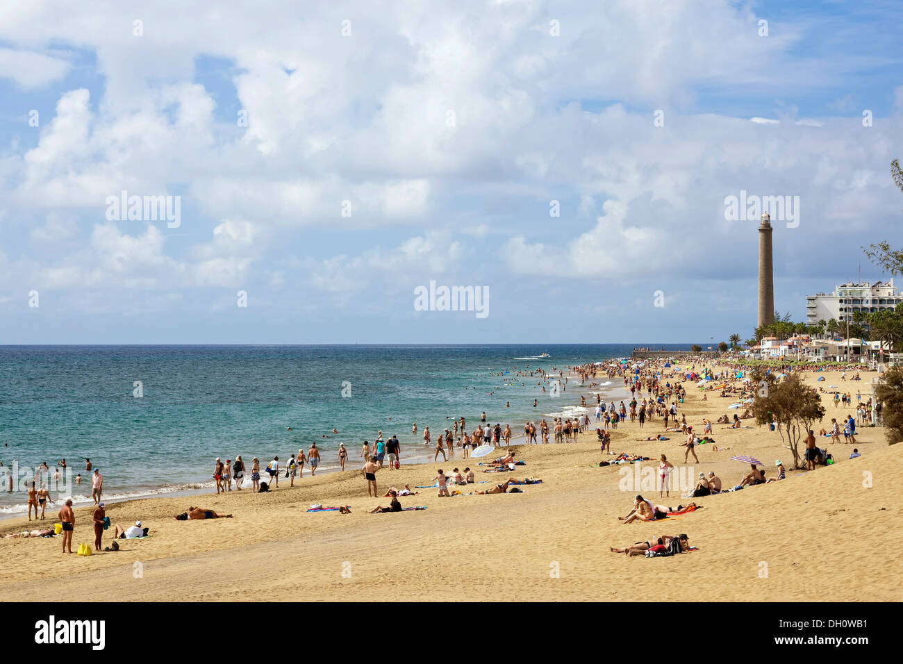 Spiaggia e faro di Maspalomas, Maspalomas, Gran Canaria, Spagna Foto Stock