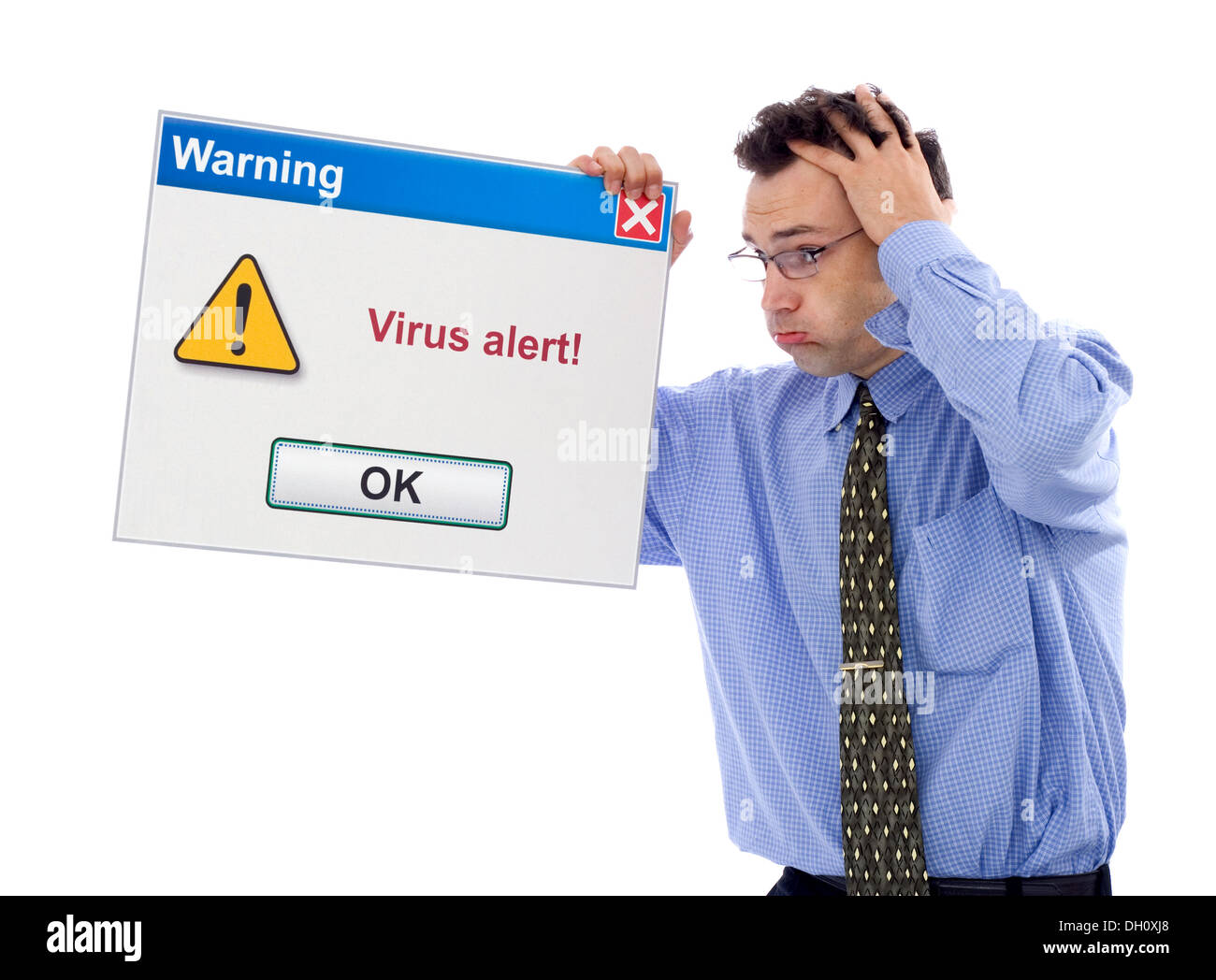 Uomo confuso circa un allarme virus (grande computer software finestra di dialogo) Foto Stock