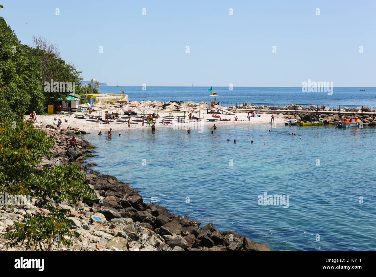 Vista della vecchia città di Nessebar e mare, Bulgaria Foto Stock