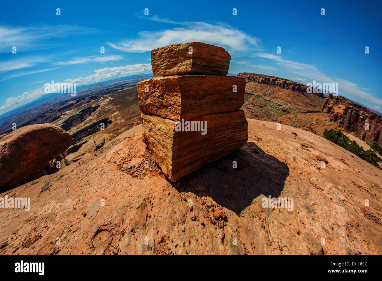 Le formazioni rocciose nel paesaggio del deserto, Moab, Utah, Stati Uniti Foto Stock
