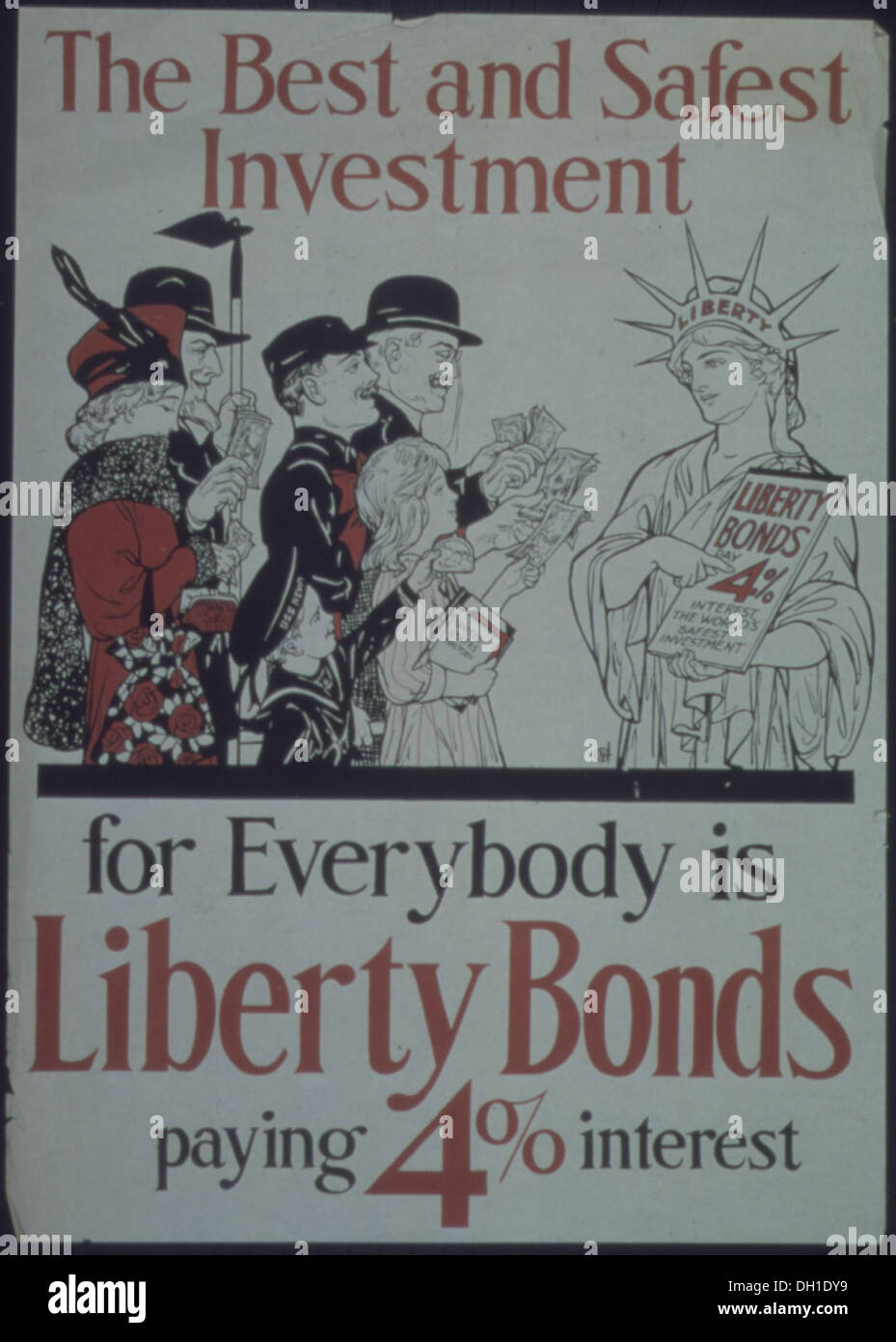 Le Liberty bonds, promosse durante la guerra, erano considerate un investimento sicuro per il pubblico, offrendo un tasso di interesse del 4,5%. Questi titoli furono utilizzati per finanziare gli sforzi militari durante la prima guerra mondiale Foto Stock