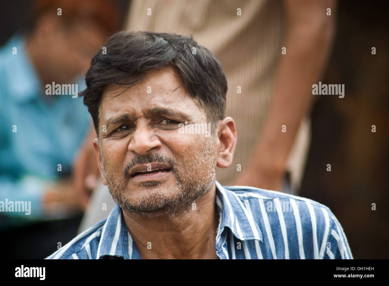 Raghubir yadav indian film stadio e televisione musica attore cantante e compositore e scenografo - akm 181805 Foto Stock