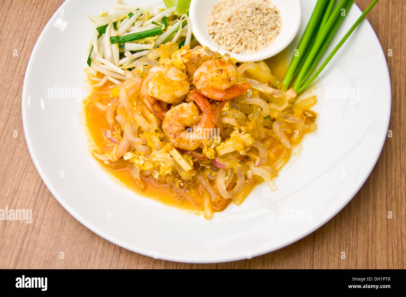 Delizioso cibo tailandese PUDTHAI chiamata da jelly noodle e verdura,con ingrediente miscelato Foto Stock