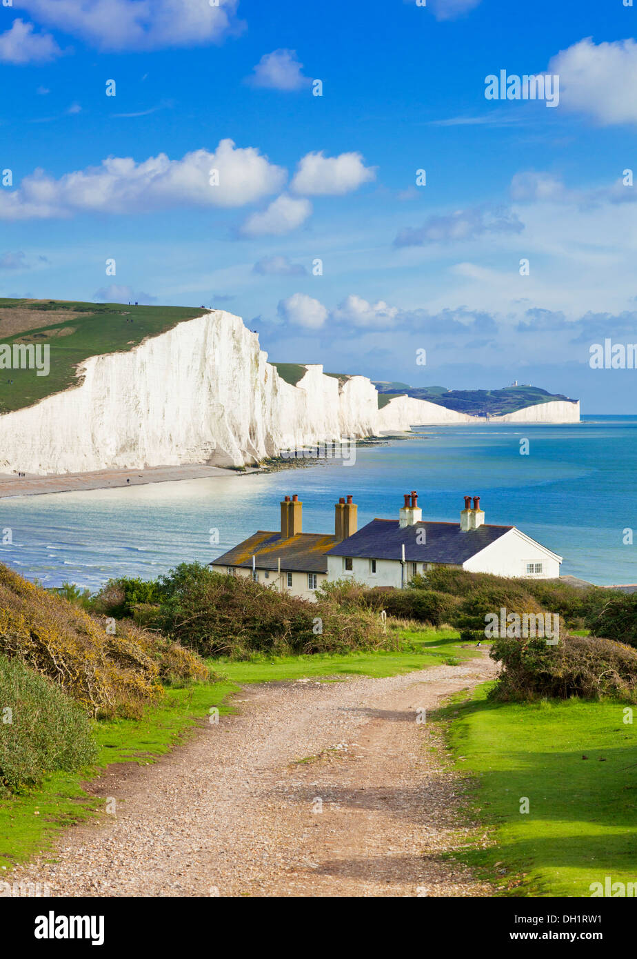 The Seven Sisters Cliffs, The Cottages Coastguard South Downs Way, South Downs National Park, East Sussex, England, UK, GB, Europa Foto Stock