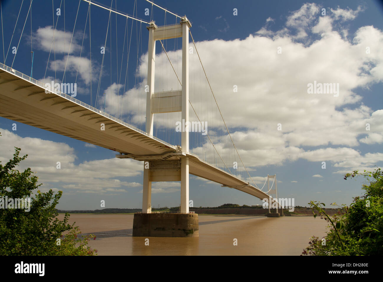 Severn Bridge (welsh Pont Hafren) attraversa dall'Inghilterra al Galles attraverso i fiumi Severn e di Wye. Foto Stock