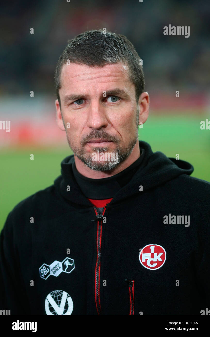Marco Kurz, allenatore della seconda divisione della squadra di calcio, 1. FC Kaiserslautern, Duesseldorf, nella Renania settentrionale-Vestfalia Foto Stock